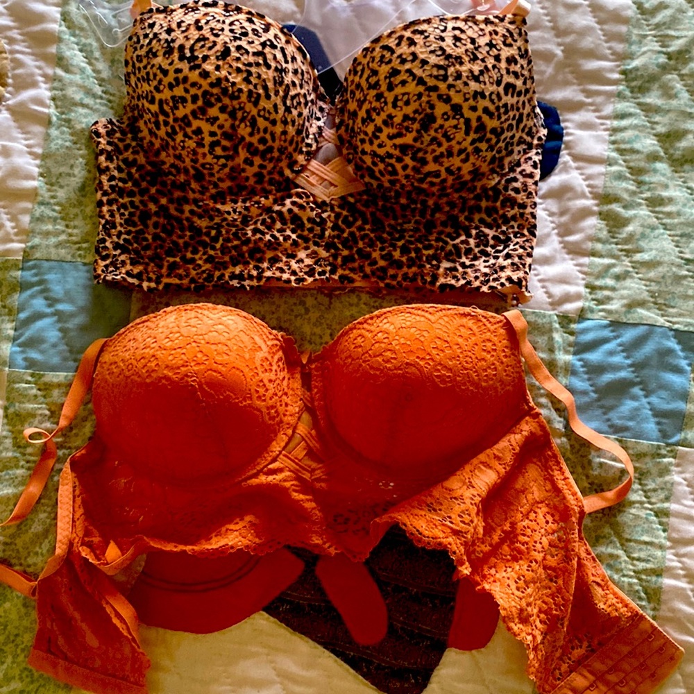 Bras.